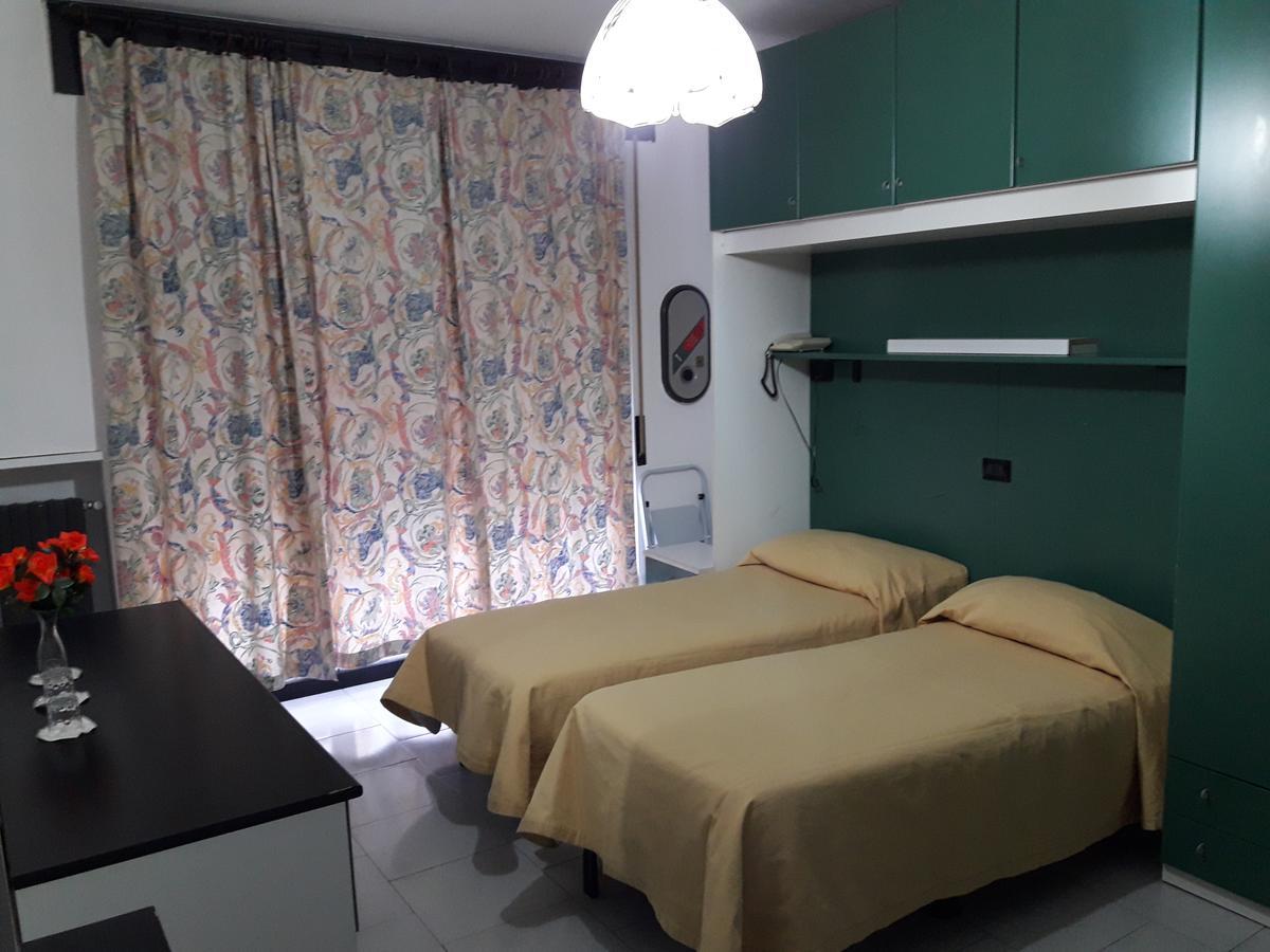 Albergo Piccadilly Medolago Eksteriør bilde