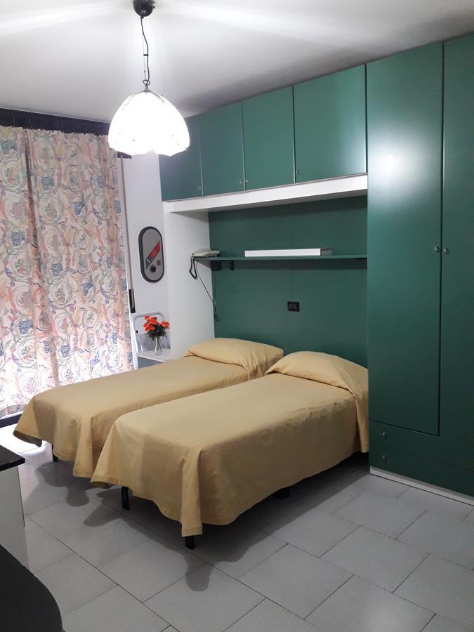 Albergo Piccadilly Medolago Eksteriør bilde