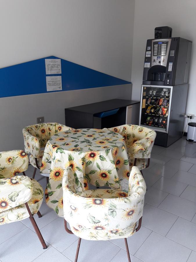 Albergo Piccadilly Medolago Eksteriør bilde
