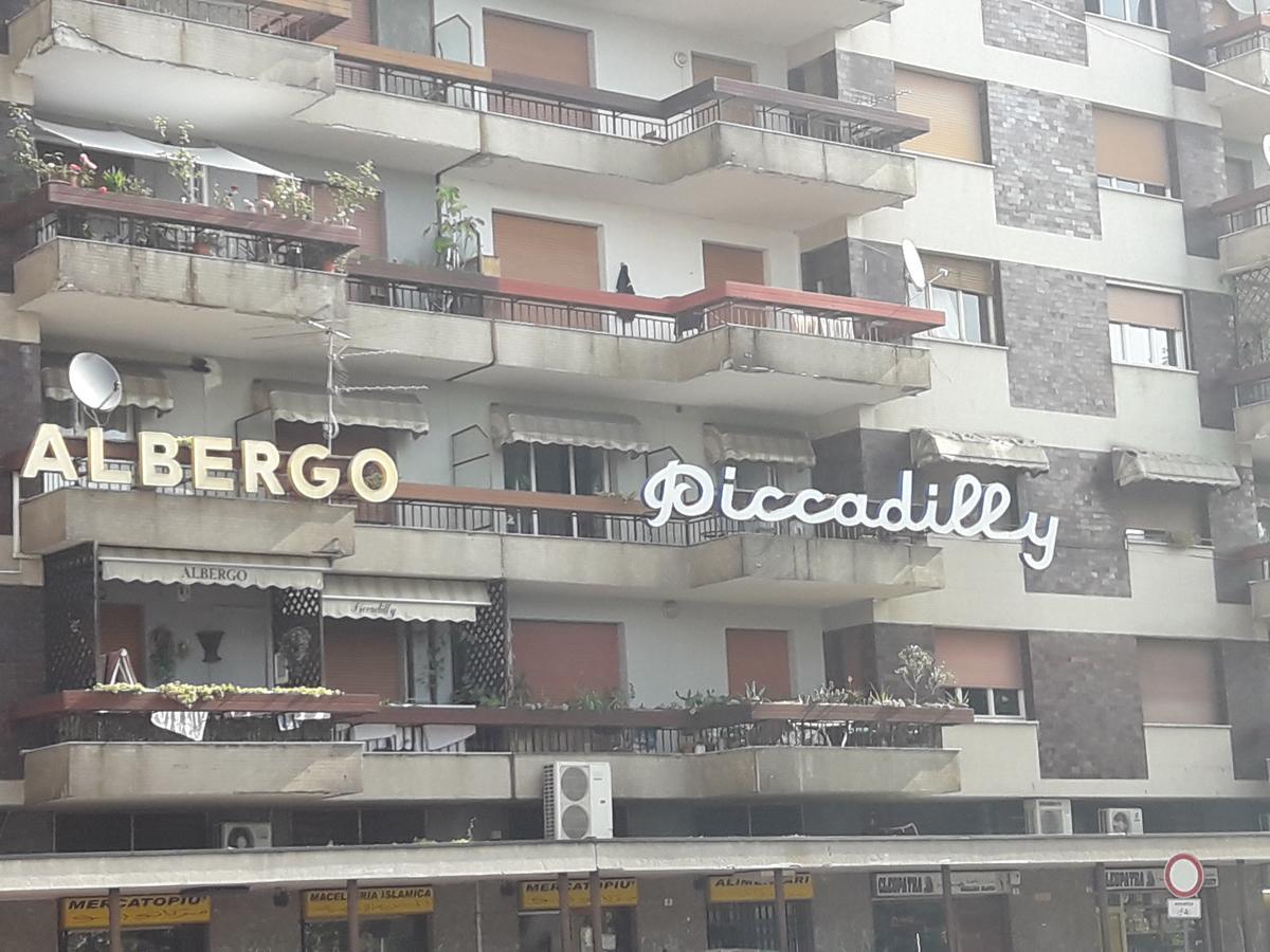 Albergo Piccadilly Medolago Eksteriør bilde